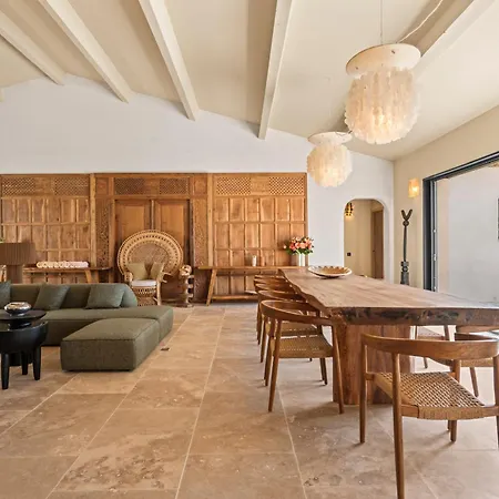 Riva, Gulf Of Saint-tropez 14 People Villa Grimaud
